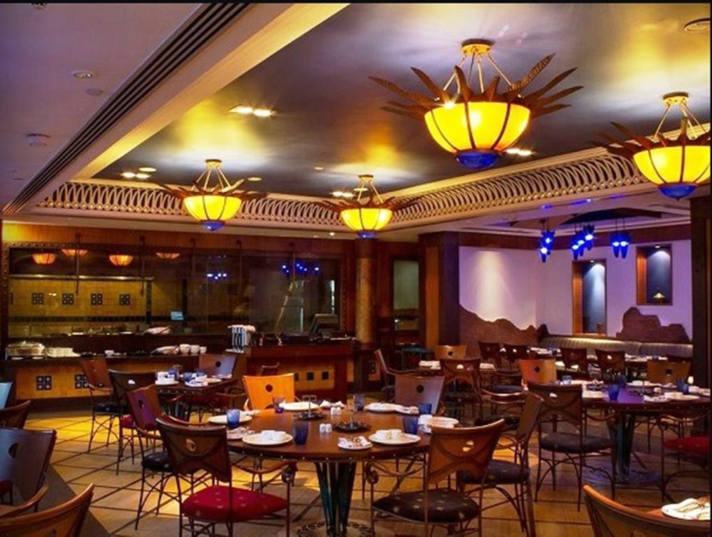 Radisson Blu Marina Connaught Place 4*