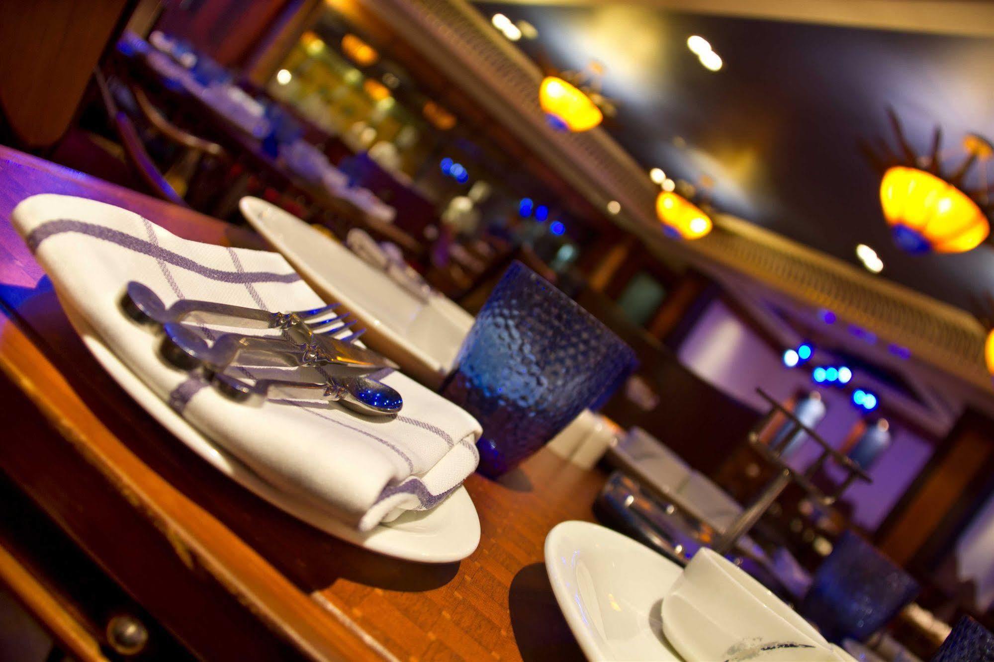 Radisson Blu Marina Connaught Place Hotel New Delhi