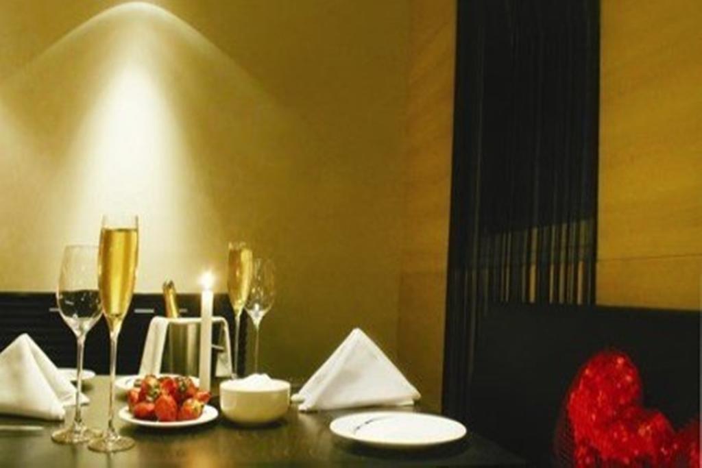 Hotel Radisson Blu Marina Connaught Place New Delhi