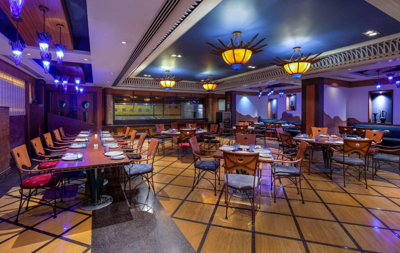 Hotel Radisson Blu Marina Connaught Place 4*